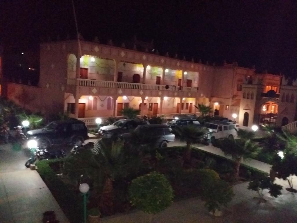 Hotel Mandar Saghrou Tazakhte Kelaat-M'Gouna ภายนอก รูปภาพ