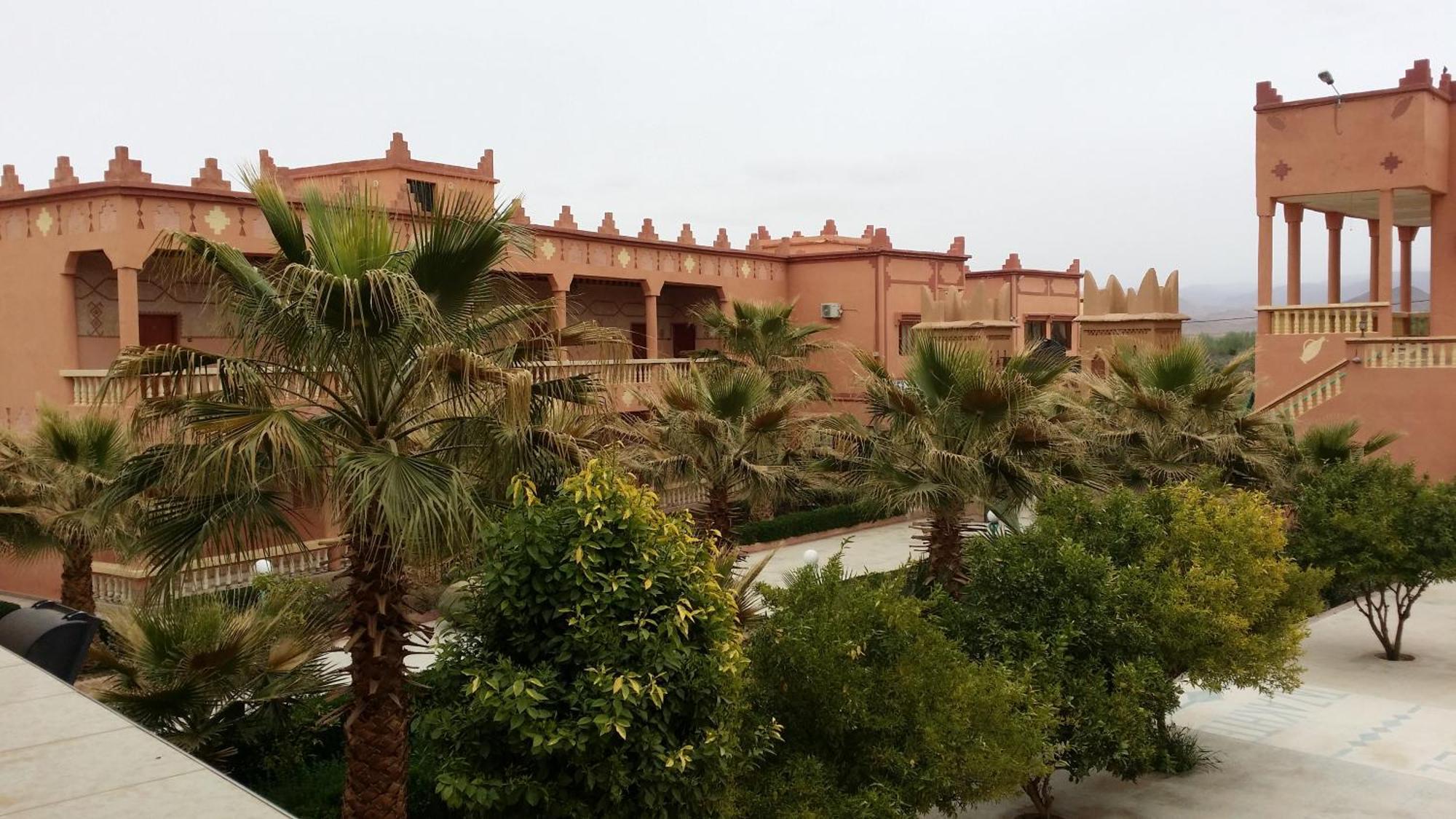 Hotel Mandar Saghrou Tazakhte Kelaat-M'Gouna ภายนอก รูปภาพ