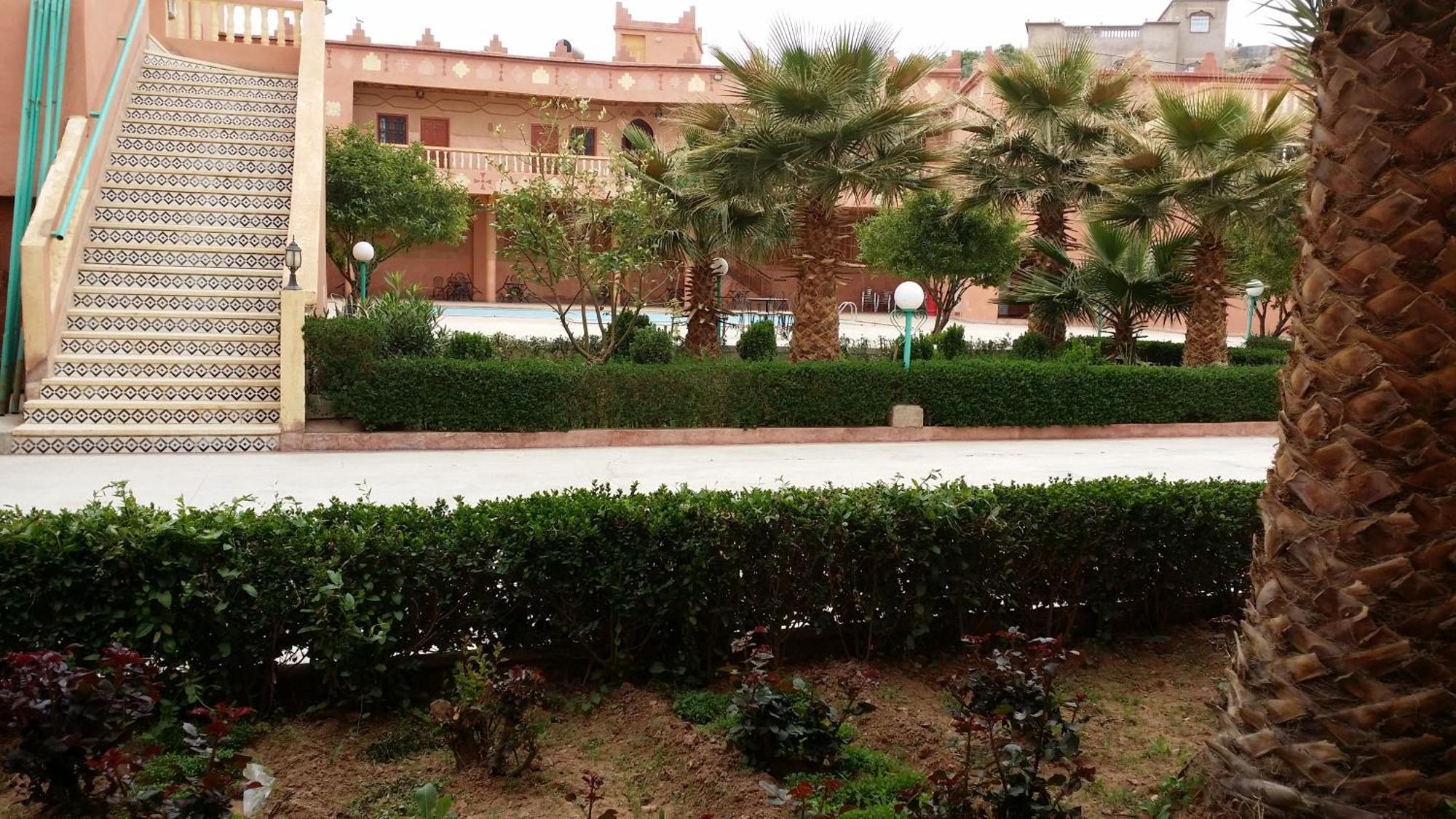 Hotel Mandar Saghrou Tazakhte Kelaat-M'Gouna ภายนอก รูปภาพ