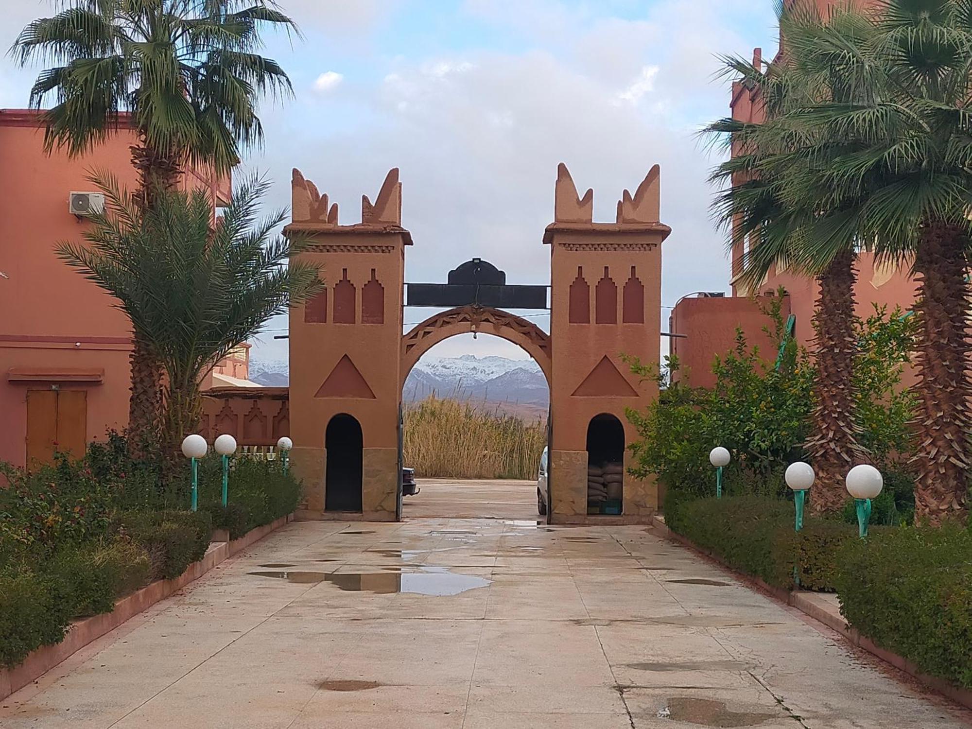 Hotel Mandar Saghrou Tazakhte Kelaat-M'Gouna ภายนอก รูปภาพ