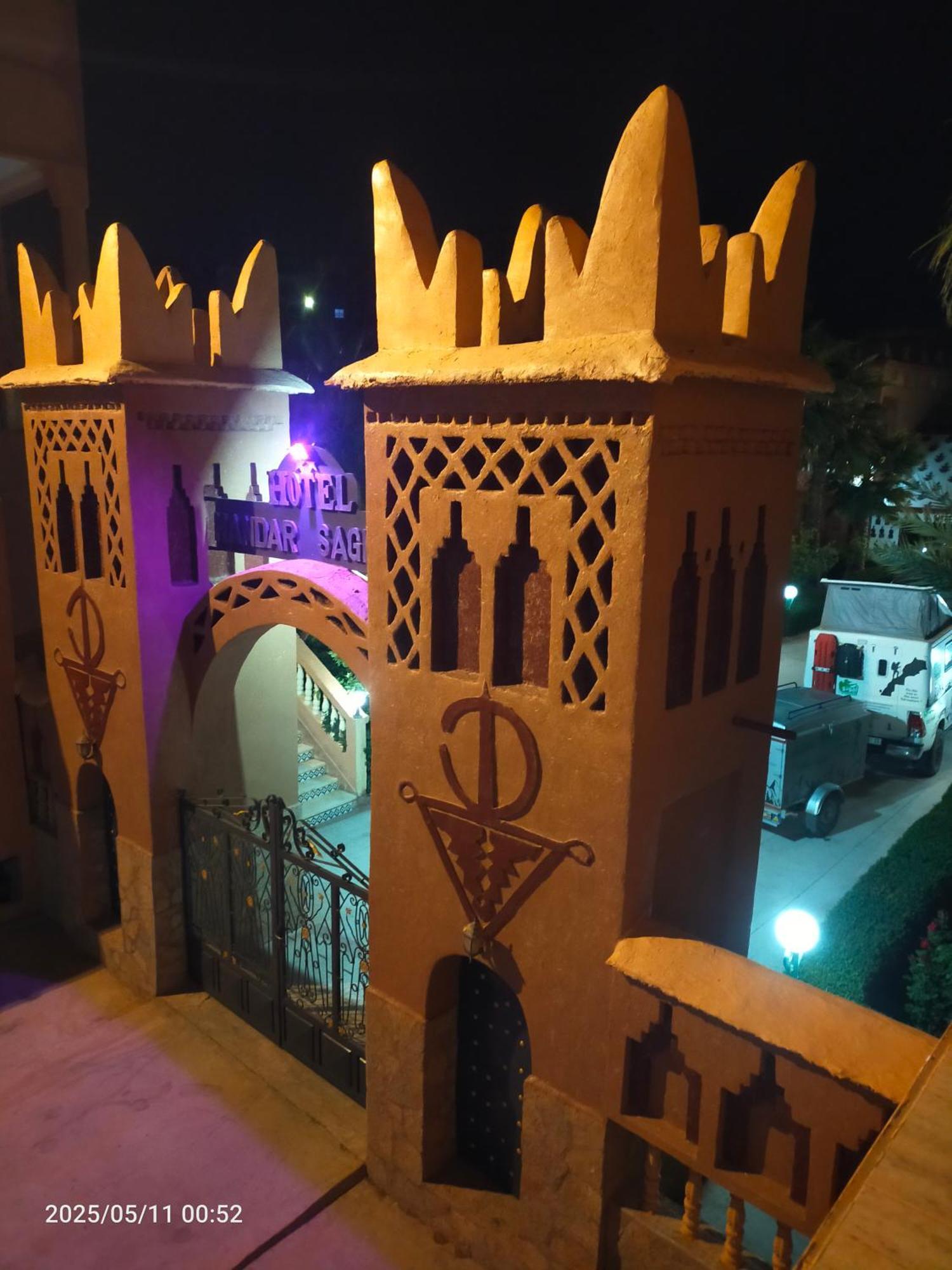 Hotel Mandar Saghrou Tazakhte Kelaat-M'Gouna ภายนอก รูปภาพ