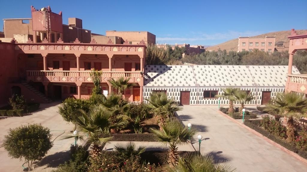 Hotel Mandar Saghrou Tazakhte Kelaat-M'Gouna ภายนอก รูปภาพ