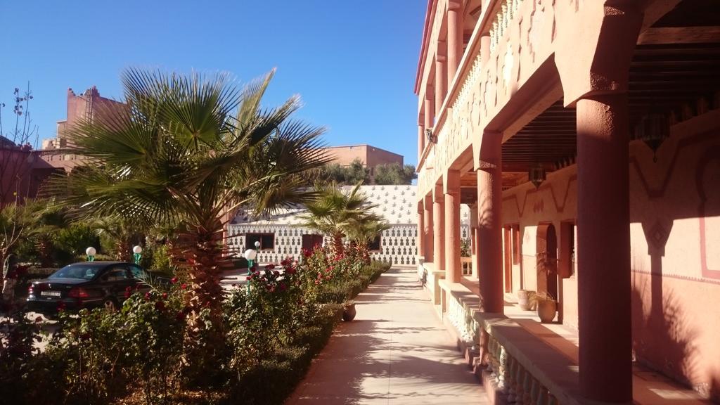Hotel Mandar Saghrou Tazakhte Kelaat-M'Gouna ภายนอก รูปภาพ